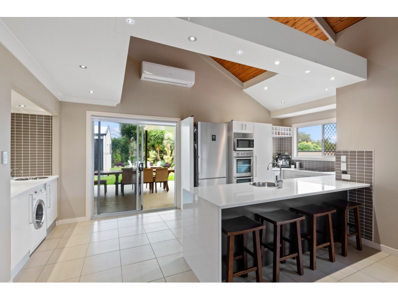 31 Hampshire Crescent, Alexandra Hills QLD 4161