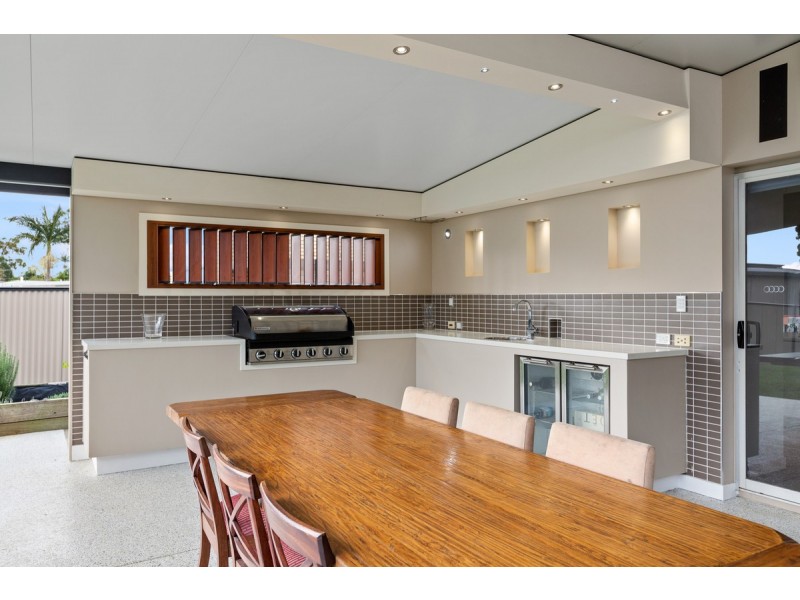 31 Hampshire Crescent, Alexandra Hills QLD 4161