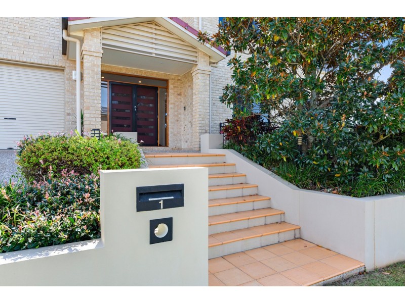1 Baylink Drive, Redland Bay QLD 4165