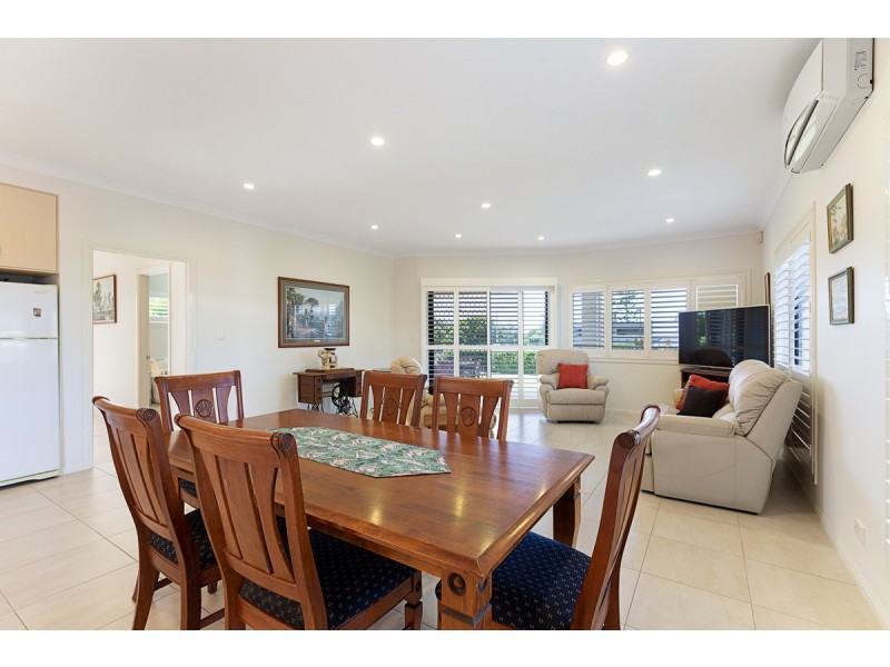 1 Baylink Drive, Redland Bay QLD 4165