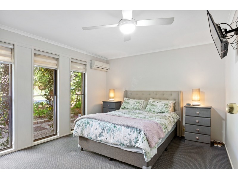 23 Lowanna Terrace, Cleveland QLD 4163