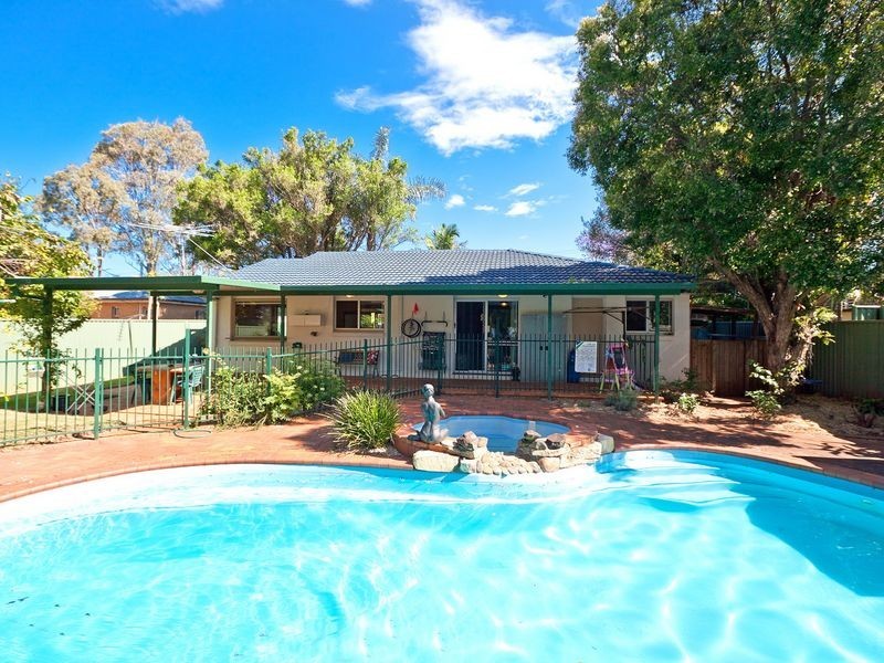 9 Oak Street, Ormiston QLD 4160
