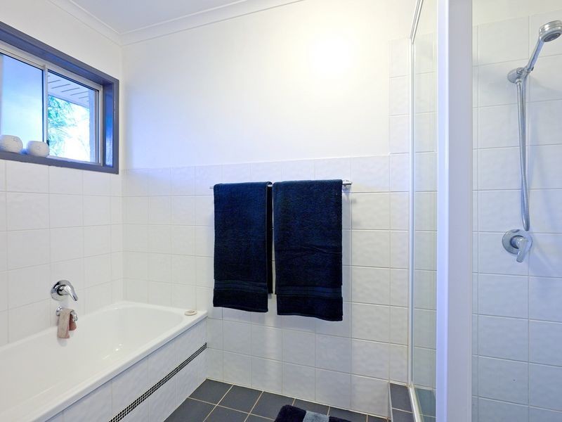 9 Oak Street, Ormiston QLD 4160