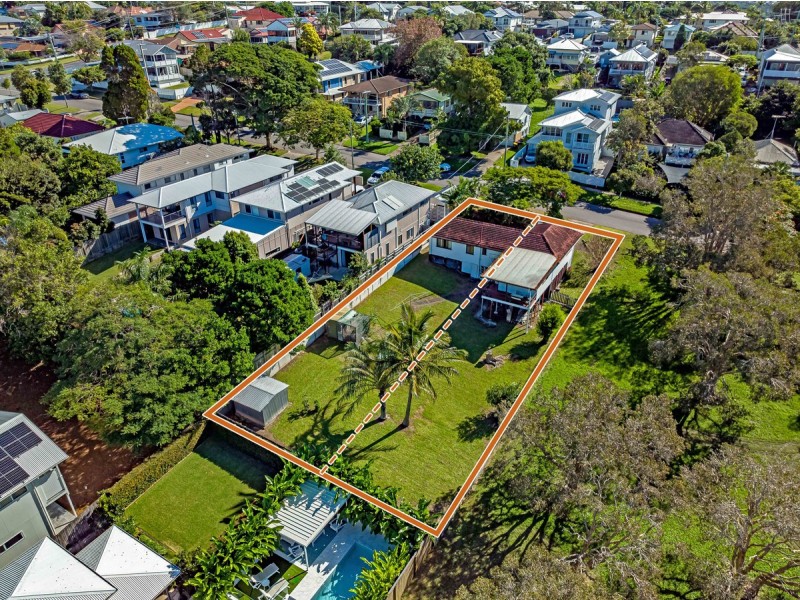 40 Raeburn Street, Manly QLD 4179