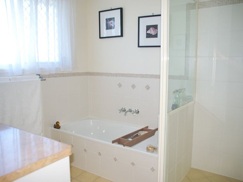 4 Thornlands Road, Thornlands QLD 4164