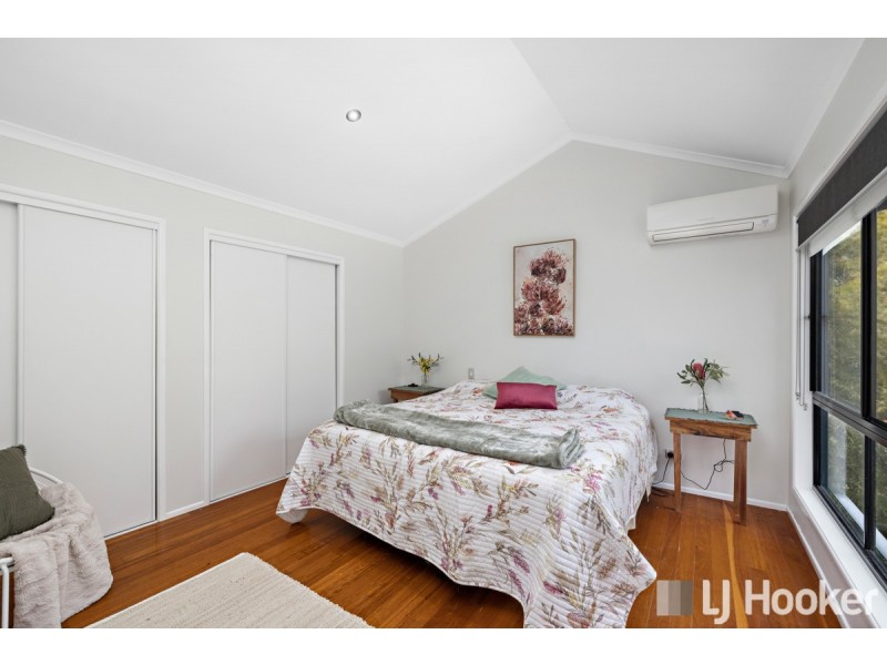 20 Grevillea Street, Redland Bay QLD 4165