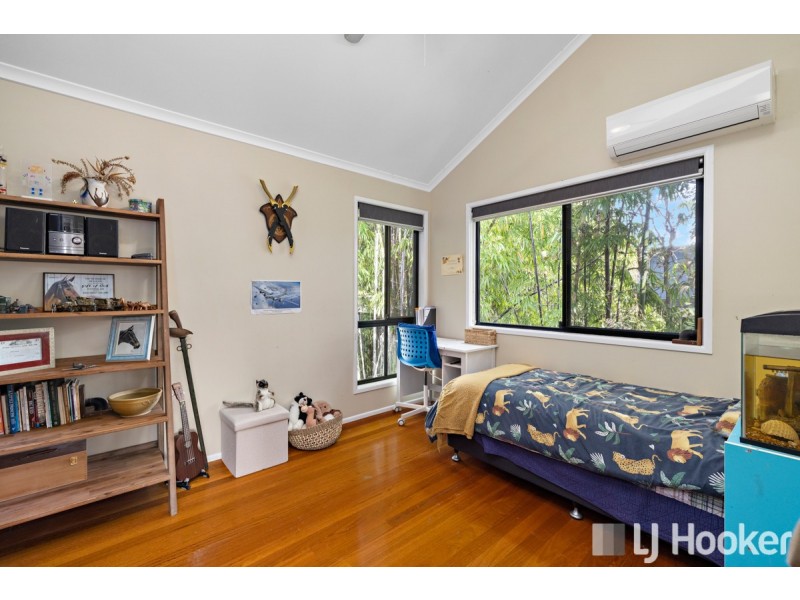 20 Grevillea Street, Redland Bay QLD 4165