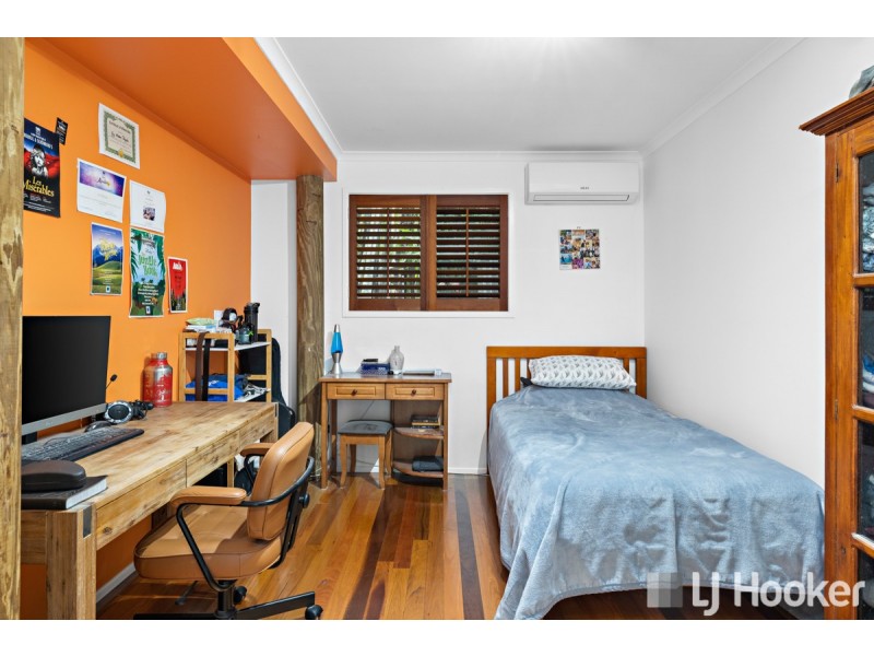 20 Grevillea Street, Redland Bay QLD 4165