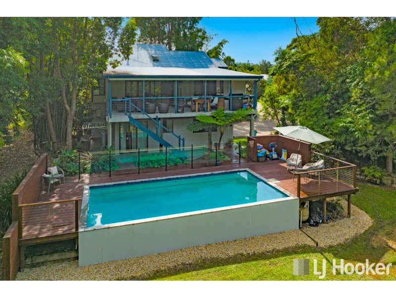 20 Grevillea Street, Redland Bay QLD 4165
