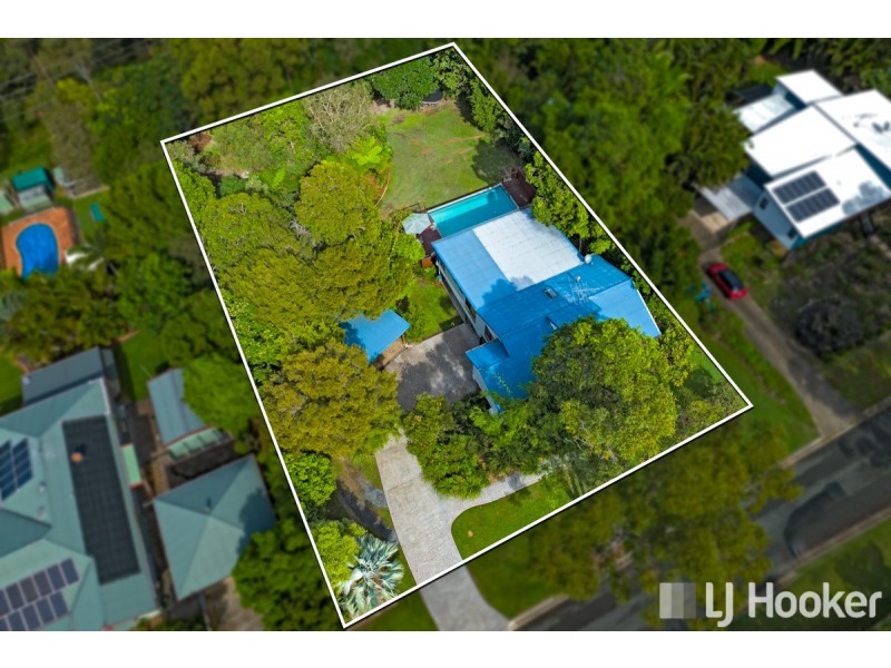 20 Grevillea Street, Redland Bay QLD 4165