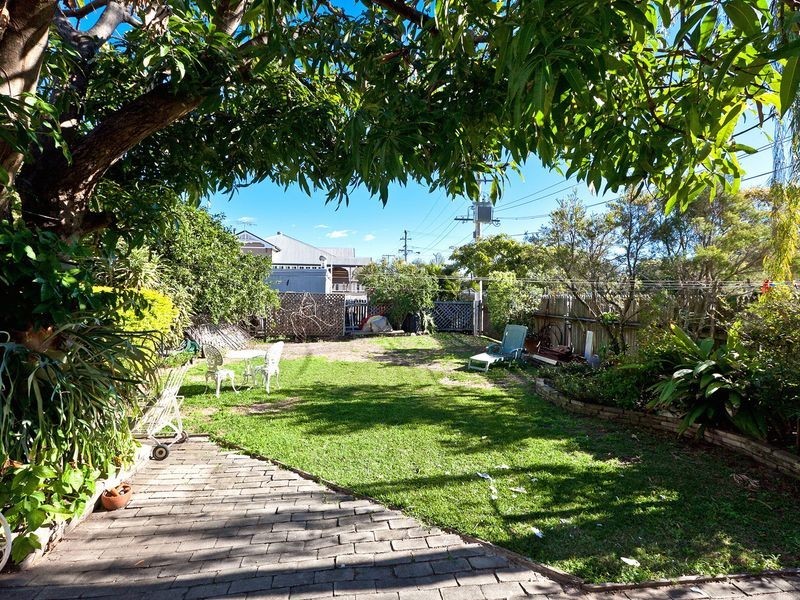 55 Waterloo Esplanade, Wynnum QLD 4178