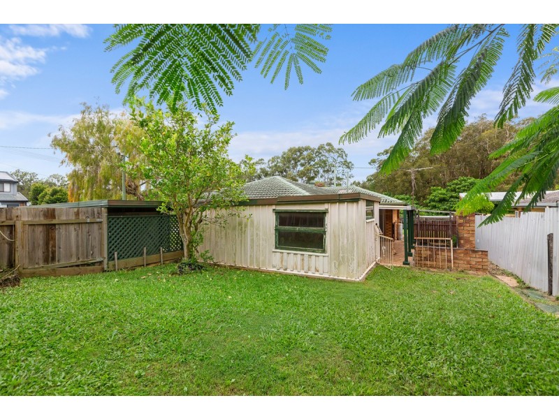 23 Scott Street, Redland Bay QLD 4165