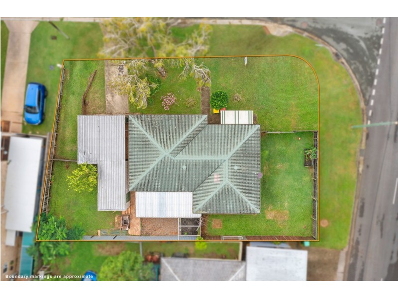 23 Scott Street, Redland Bay QLD 4165