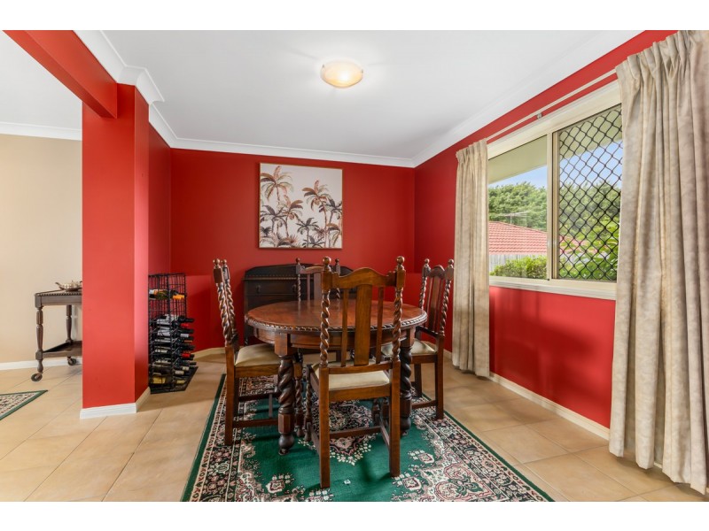 35 Carinyan Drive, Birkdale QLD 4159