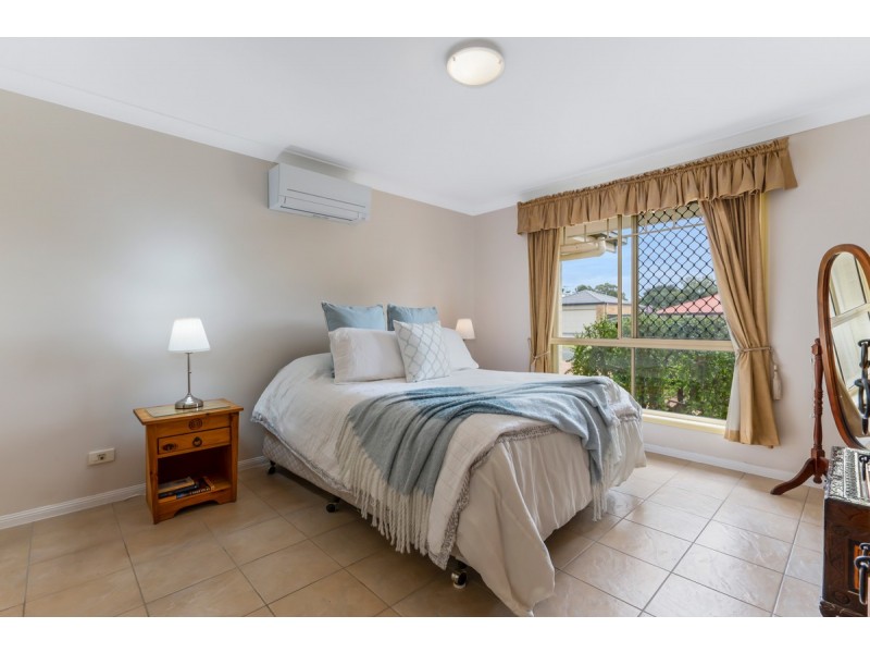 35 Carinyan Drive, Birkdale QLD 4159