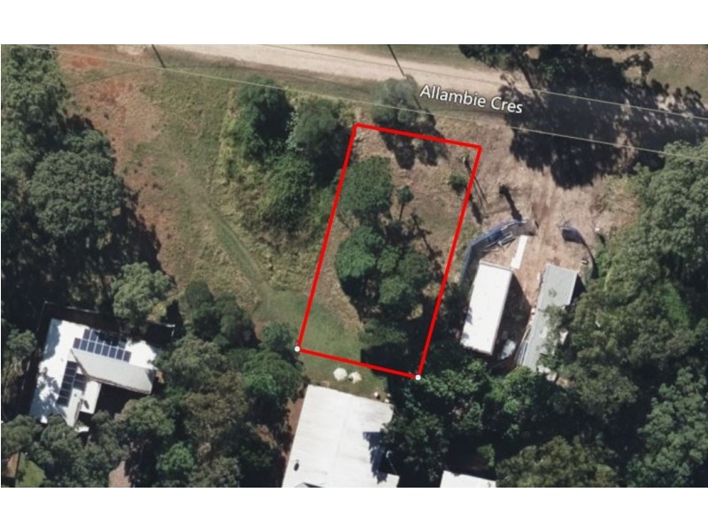 8 Allambie Street, Macleay Island QLD 4184