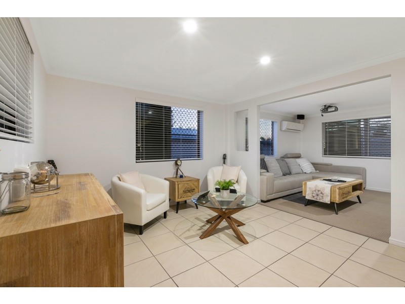 2 Lindon Street, Birkdale QLD 4159
