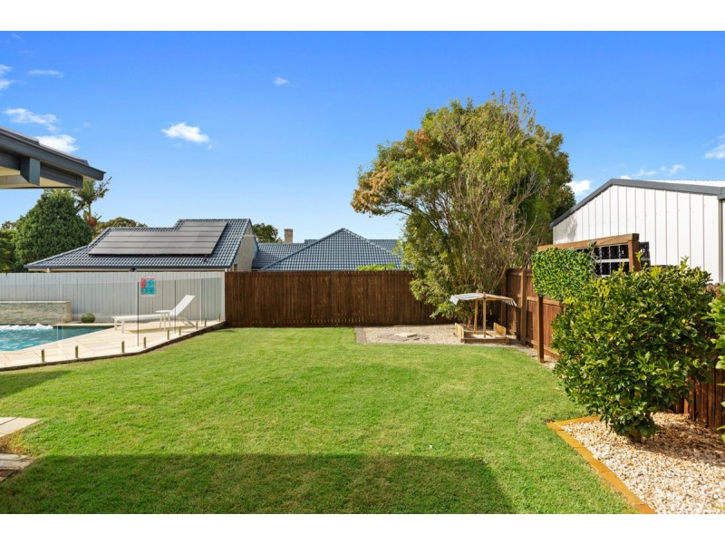 7 Burbank Road, Birkdale QLD 4159