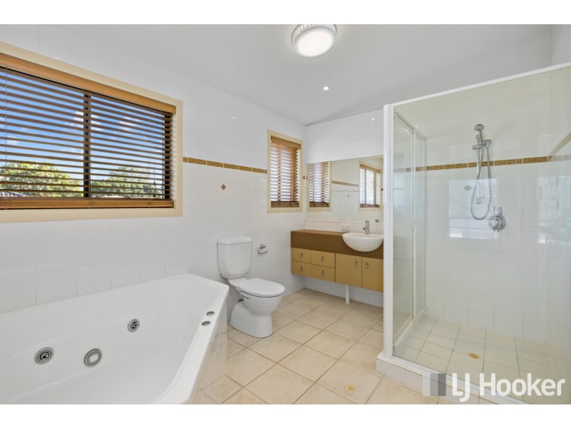 23 Moreton View Parade, Redland Bay QLD 4165