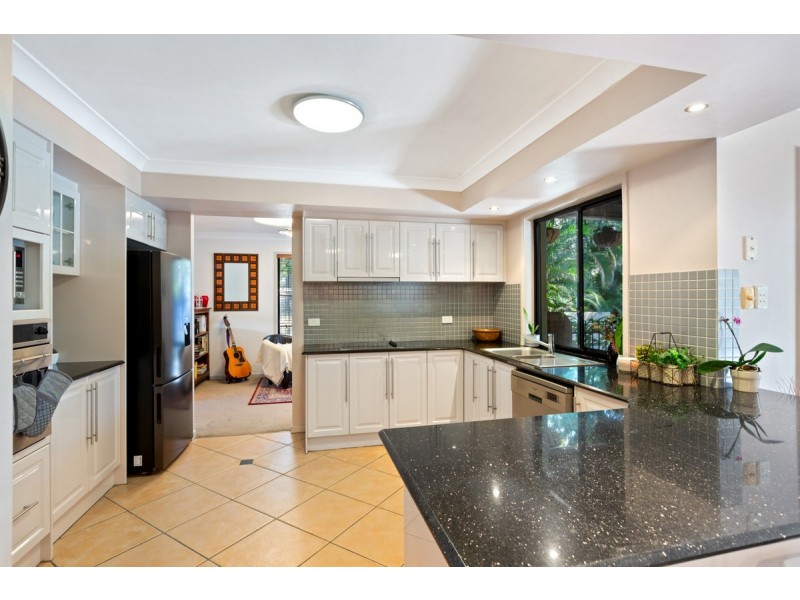 17 Seabrae Drive, Redland Bay QLD 4165