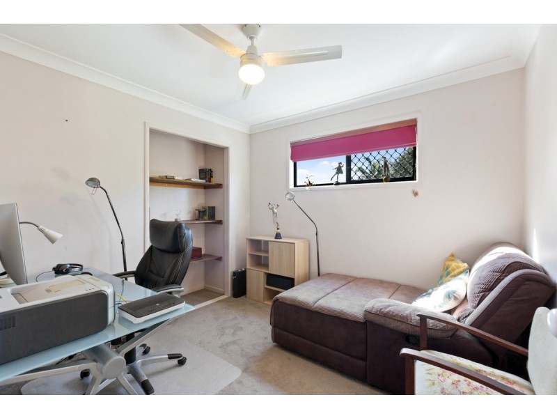 17 Seabrae Drive, Redland Bay QLD 4165