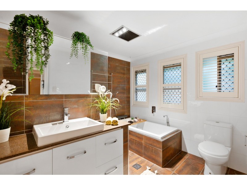 13 Durian Street, Mount Cotton QLD 4165