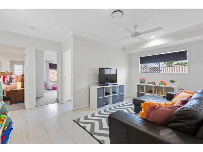 20 Capella Drive, Redland Bay QLD 4165