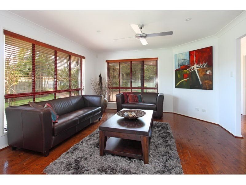 10 Darcelle Place, Ormiston QLD 4160