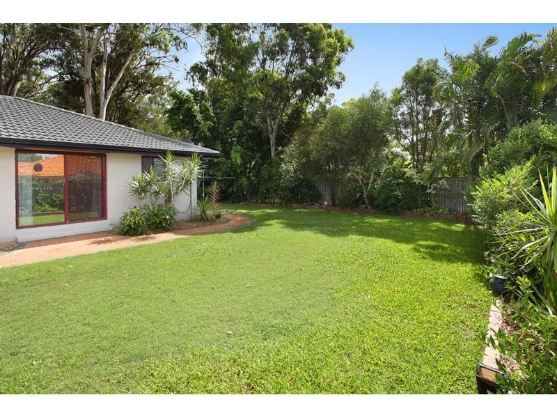 10 Darcelle Place, Ormiston QLD 4160