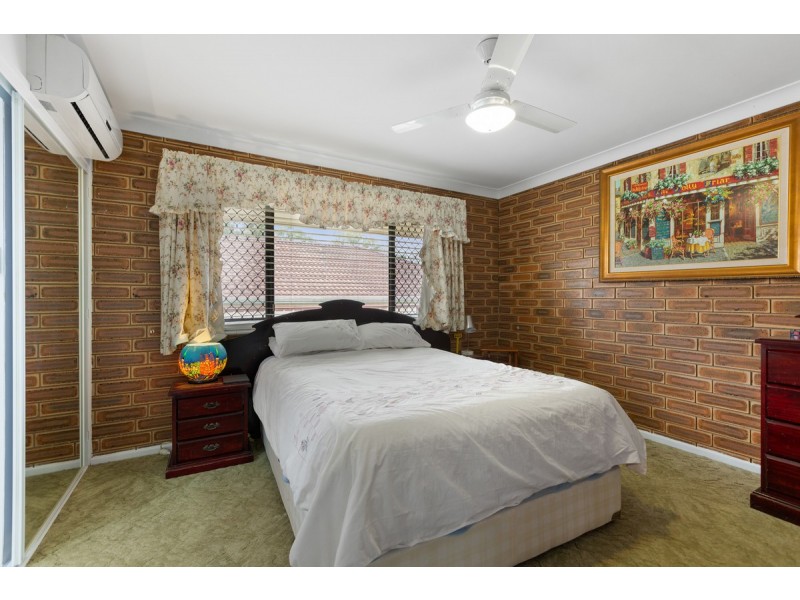 240-242 Mooroondu Road, Thorneside QLD 4158