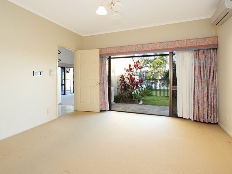 33 Anchorage Drive, Raby Bay QLD 4163