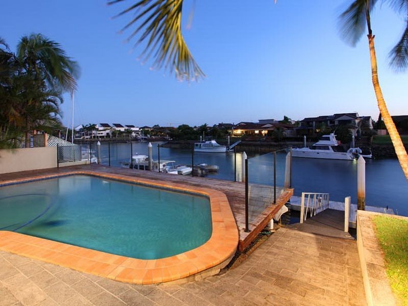 33 Anchorage Drive, Raby Bay QLD 4163