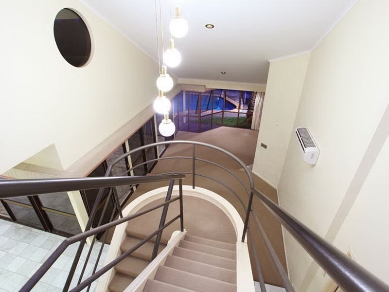 33 Anchorage Drive, Raby Bay QLD 4163