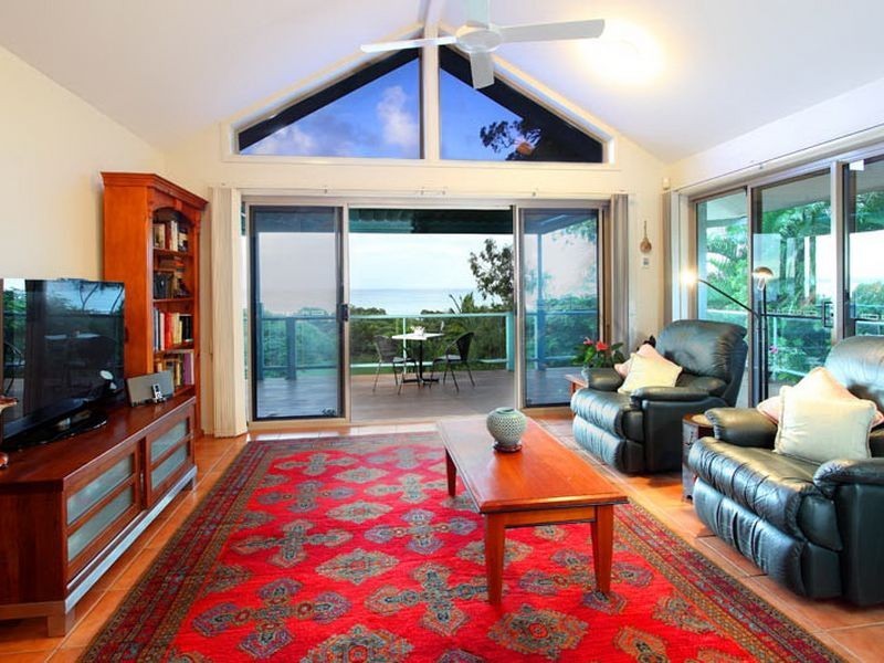 46 Beachcrest Rd, Wellington Point QLD 4160