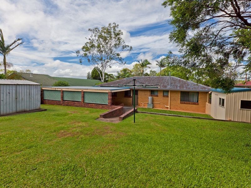 16 Dawn Crescent, Thornlands QLD 4164