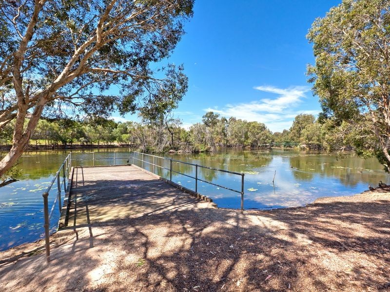 16 Dawn Crescent, Thornlands QLD 4164