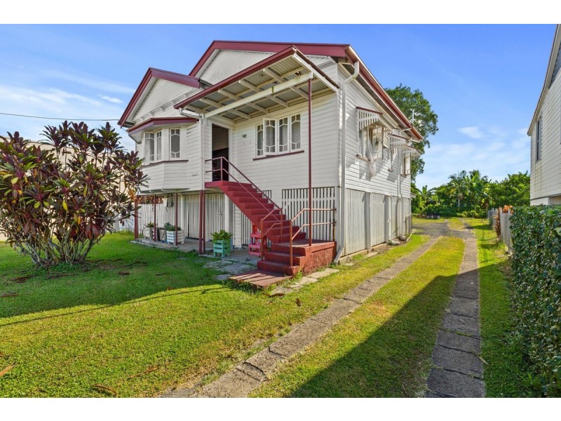 16 Glady Street, Innisfail QLD 4860