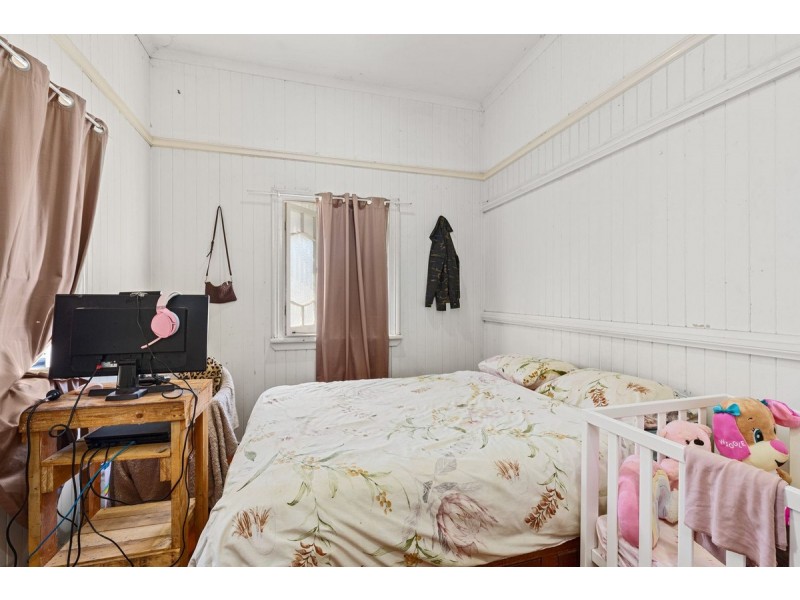 16 Glady Street, Innisfail QLD 4860