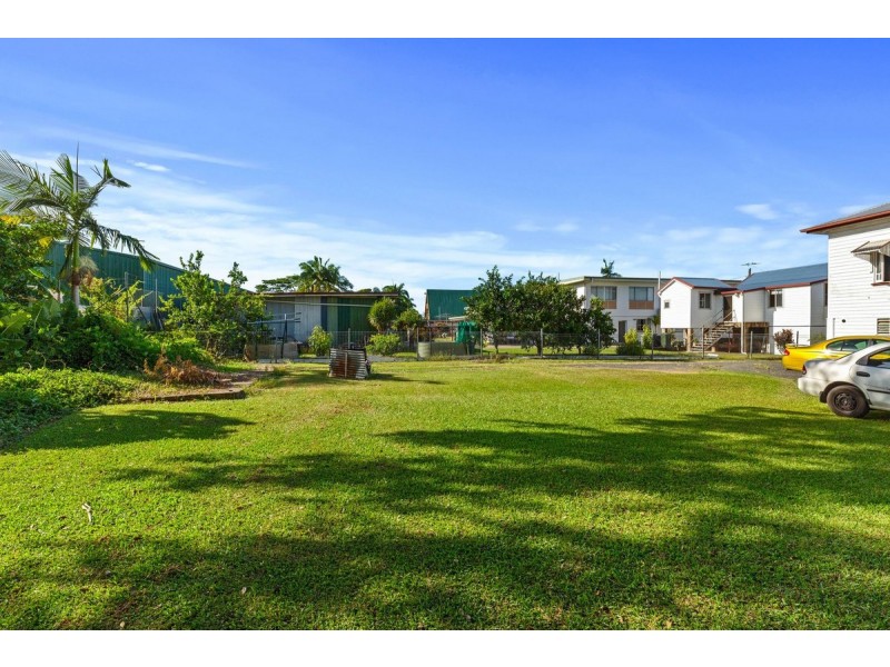 16 Glady Street, Innisfail QLD 4860