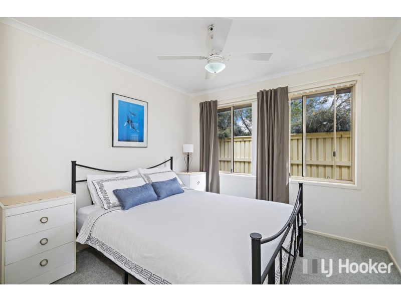 12 Kimbolton Drive, Redland Bay QLD 4165