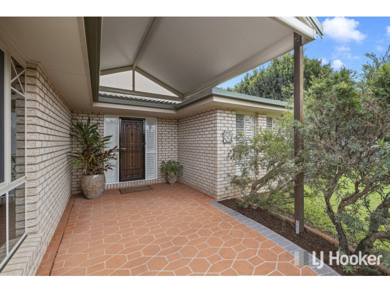 12 Kimbolton Drive, Redland Bay QLD 4165
