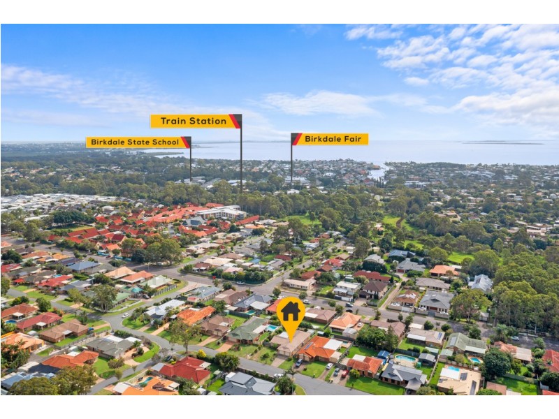 19 Duck Street, Birkdale QLD 4159