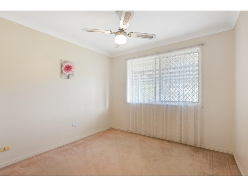 19 Duck Street, Birkdale QLD 4159