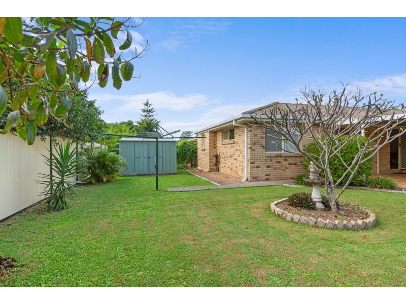 19 Duck Street, Birkdale QLD 4159
