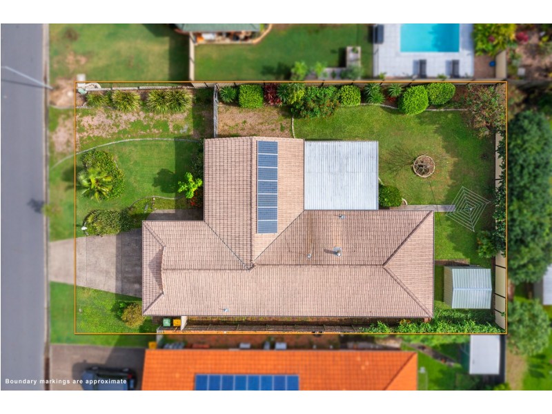 19 Duck Street, Birkdale QLD 4159