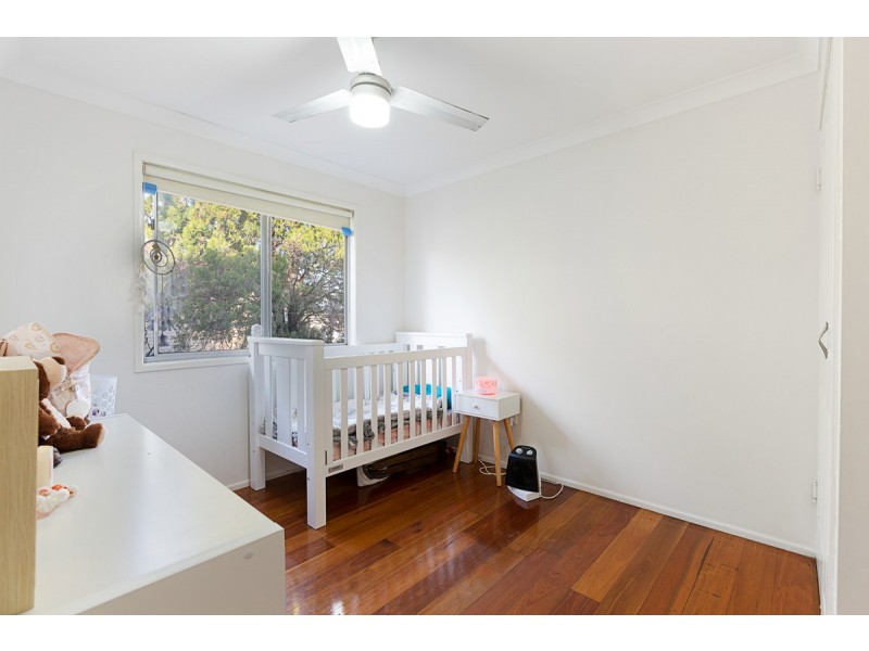 4 St Andrews Avenue, Birkdale QLD 4159