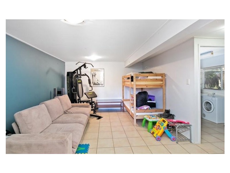 4 St Andrews Avenue, Birkdale QLD 4159