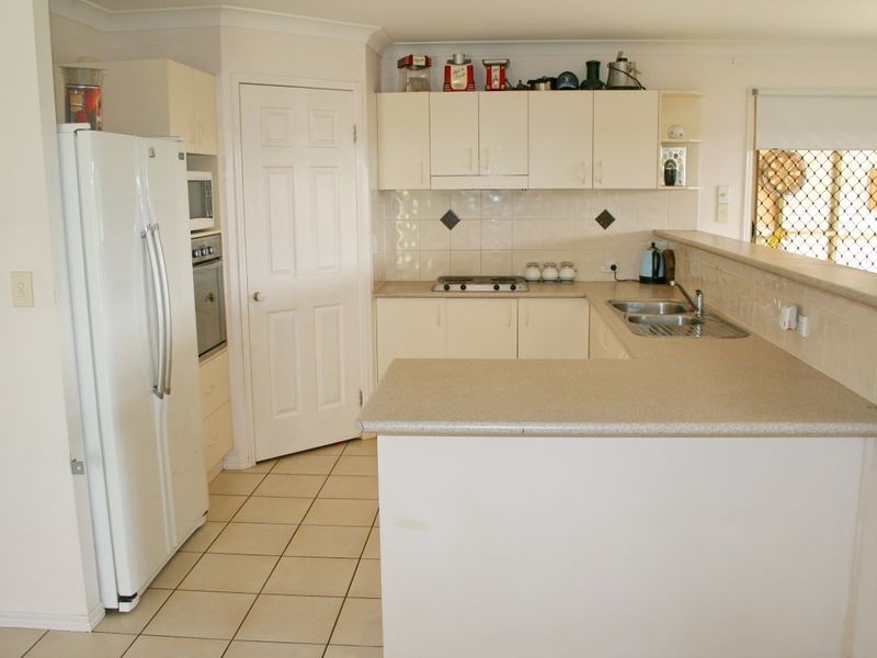 13 Portland Parade, Redland Bay QLD 4165