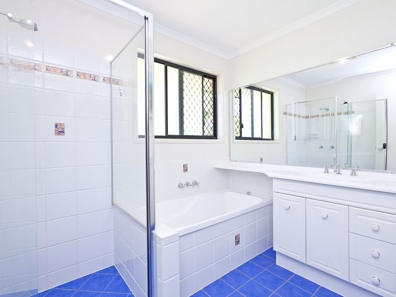 4 Truscot Place, Thornlands QLD 4164