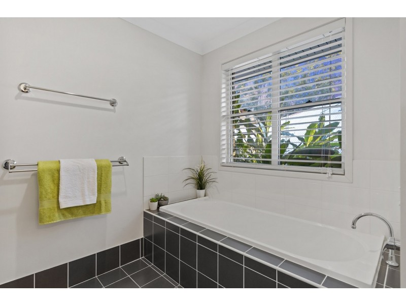 6 Sommelliers Street, Mount Cotton QLD 4165